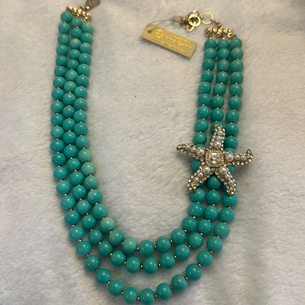NWT Jeweled Starfish Necklace